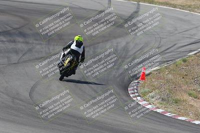 media/Apr-20-2025-AHRMA (Sun) [[393a79c373]]/Race/Group 2/Turn 4b/